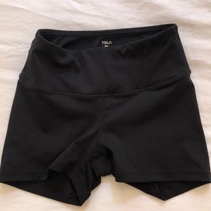 women’s black 3” biker short